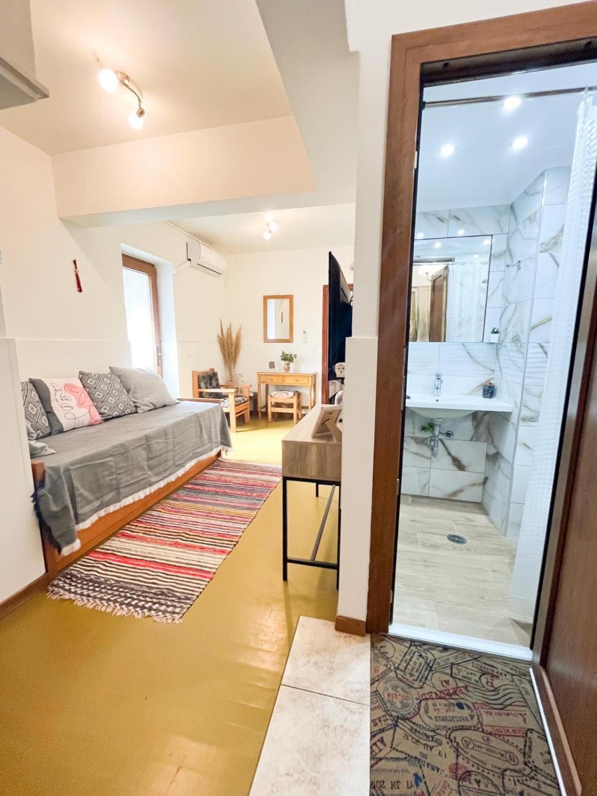 Miltiadis Apartments Кокари Екстериор снимка